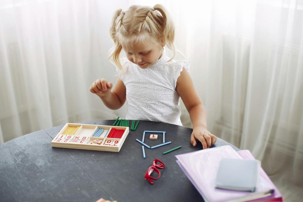 Qu'est-ce que la méthode montessori ?