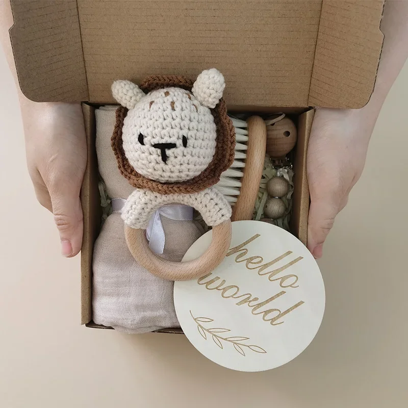 hochet bébé le lion